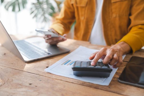 Choosing the Right High-Interest Checking Account - Consumer Pointers
